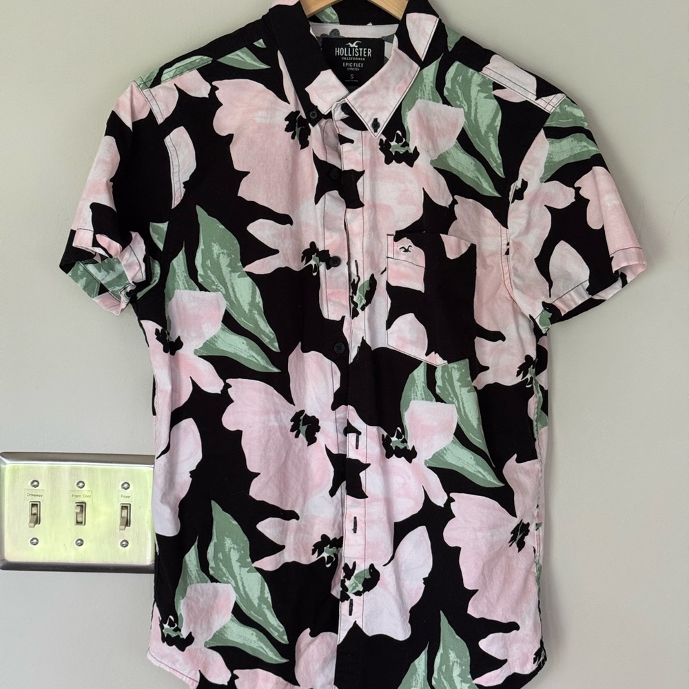Hollister Men's Casual Floral Shirt - Black, Light Pink, Mint